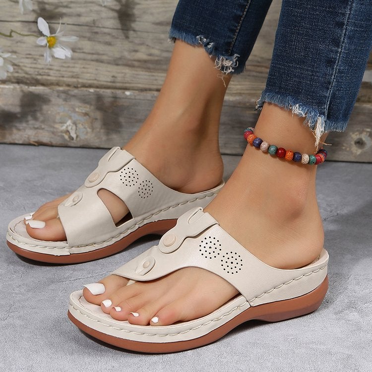 Style Clip Toe Casual Large Size Shoes Women'S Wedge Flat Beach Sandals And Slippers Women'S - Image 2